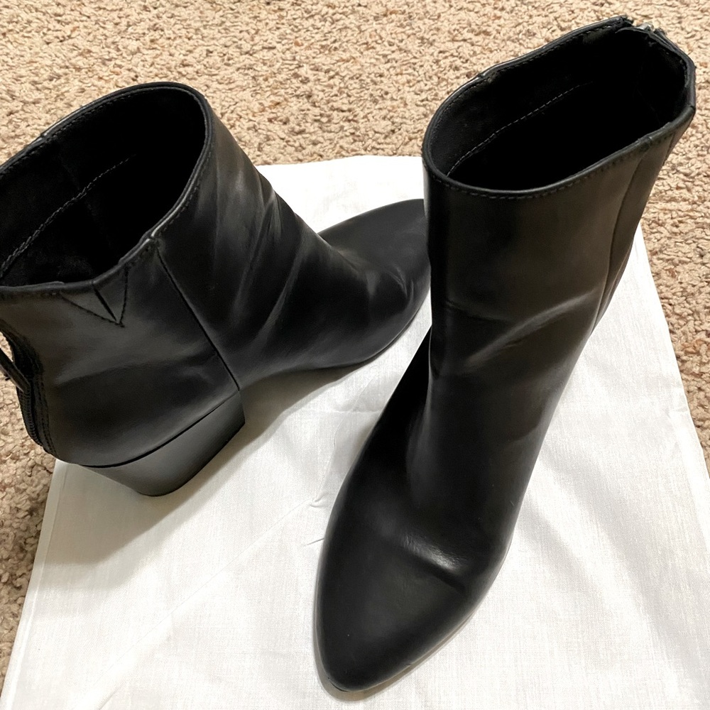 A New Day blk bootie
